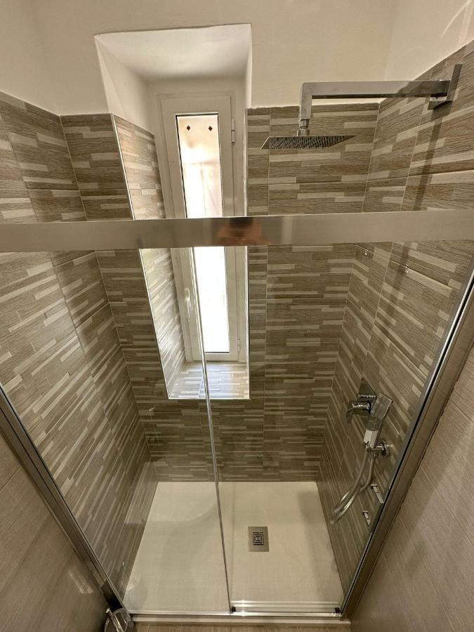 Carol Home Bari Bagian luar foto
